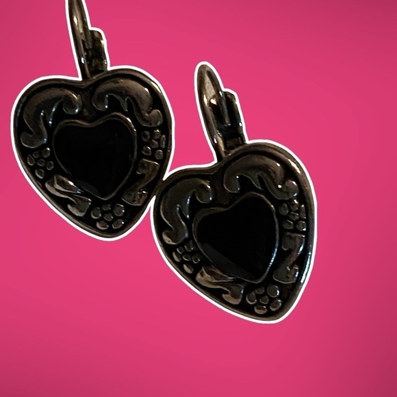 Heart Earrings - Picture 9 of 13